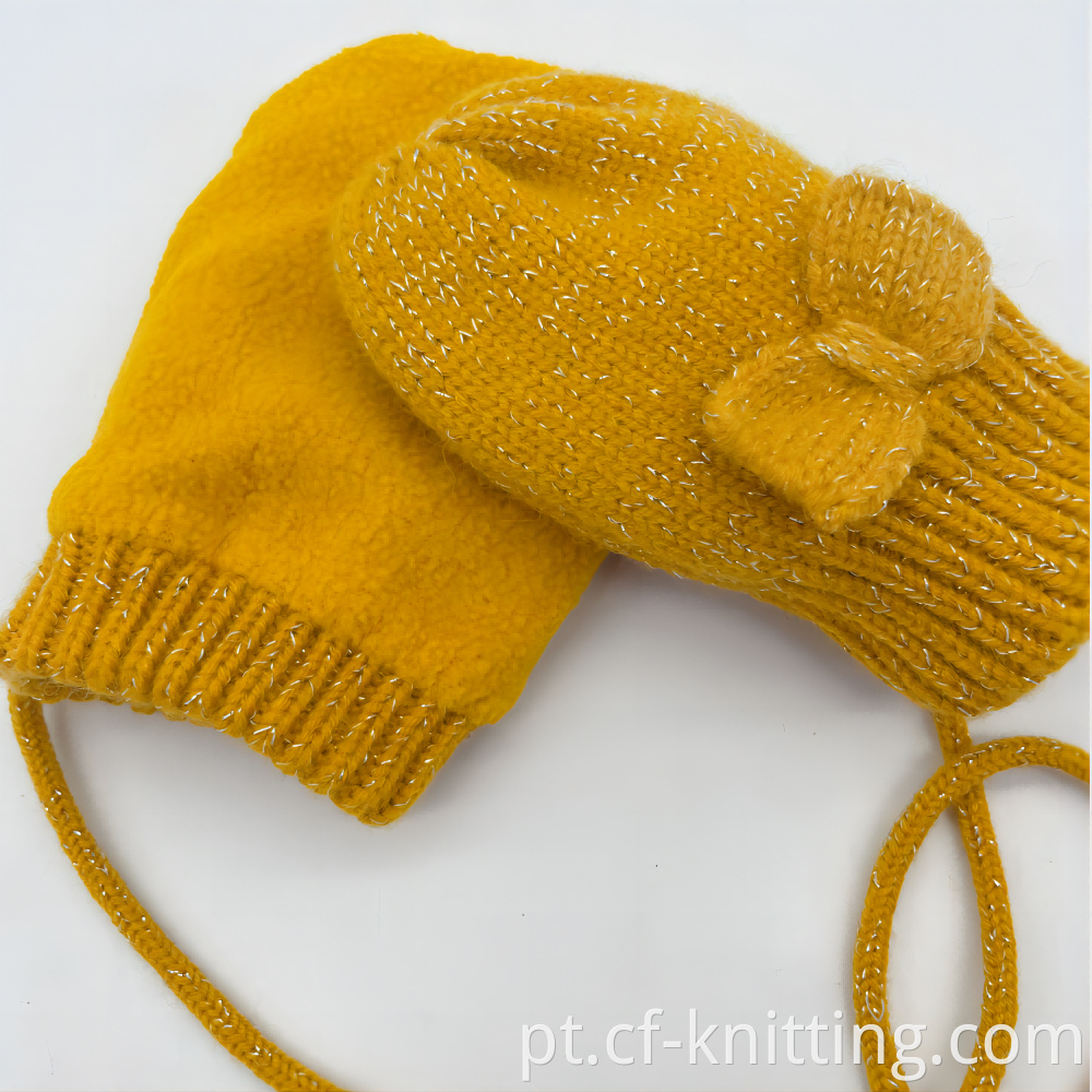 Cf S 0017 Knitted Gloves 3